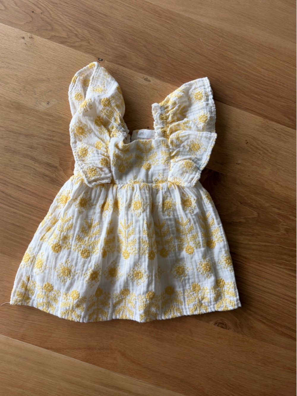 Zara Girls Yellow Floral Ruffle Shoulder Dress Size 9-12 M